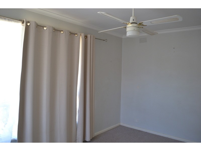 1/9 Geoffrey Drive, Kilsyth VIC 3137