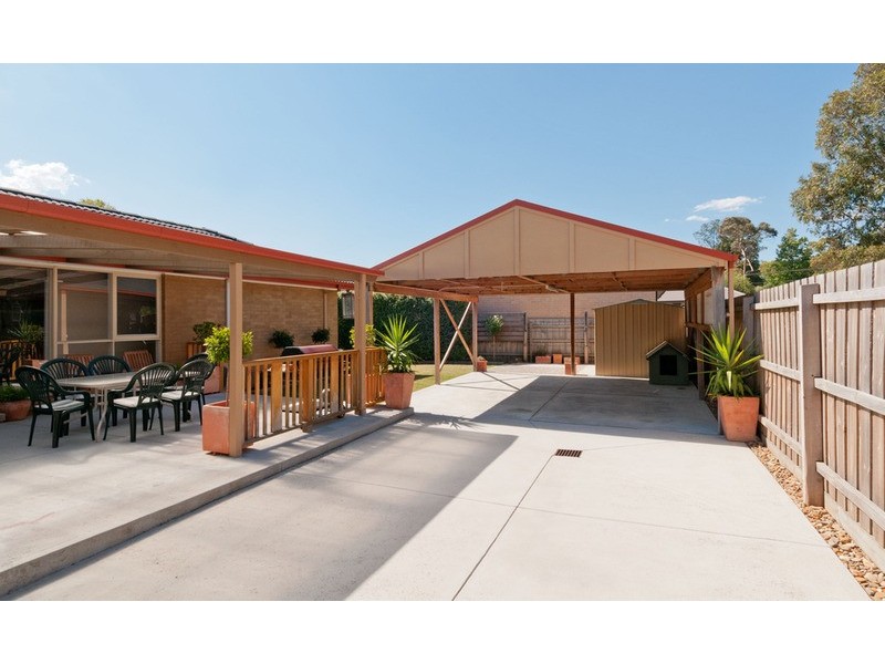 53 Cardigan Road, Mooroolbark VIC 3138