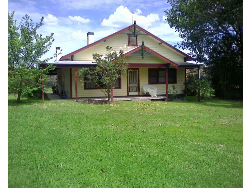 915 Woori-Yallock-Cockatoo Road, Nangana VIC 3781