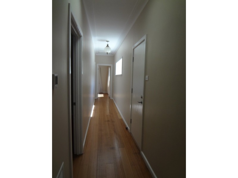 43 Canterbury Road, Montrose VIC 3765