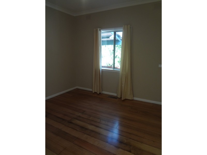 43 Canterbury Road, Montrose VIC 3765