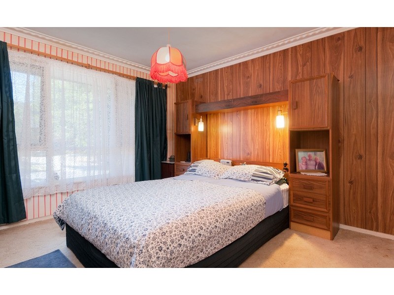 19 Through Road, Ringwood North VIC 3134