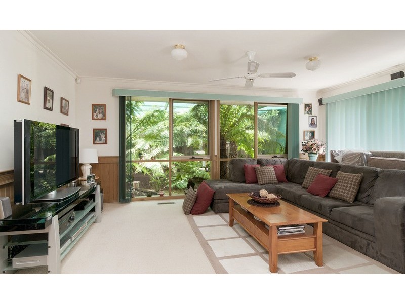 162 Nangathan Way, Croydon North VIC 3136
