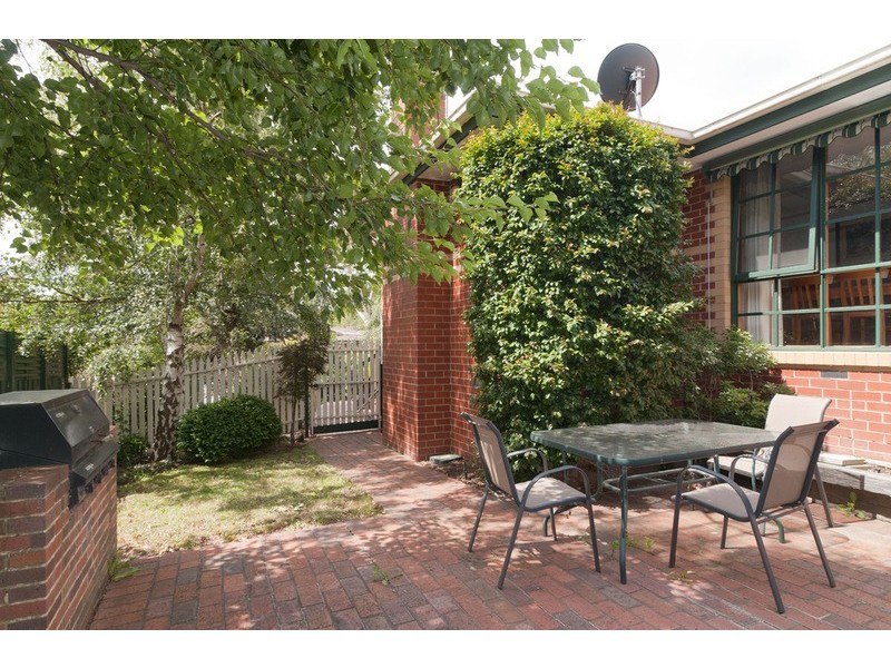 162 Nangathan Way, Croydon North VIC 3136
