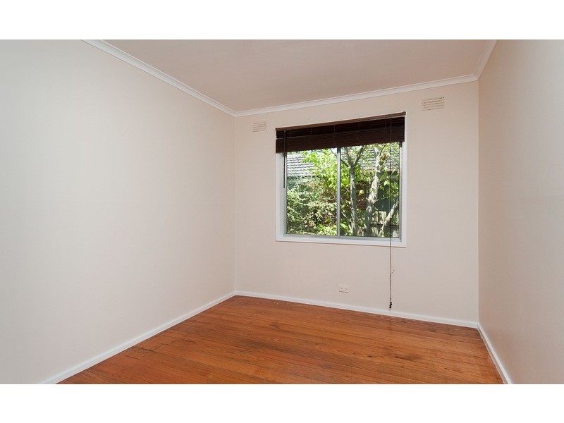 13 Saxon Drive, Mooroolbark VIC 3138