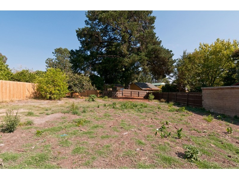 7 St James Avenue, Montrose VIC 3765