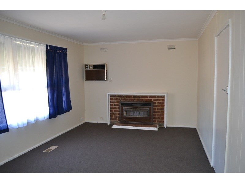 27 Gordon  Court, Mooroolbark VIC 3138