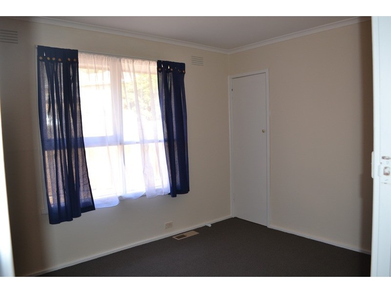 27 Gordon  Court, Mooroolbark VIC 3138
