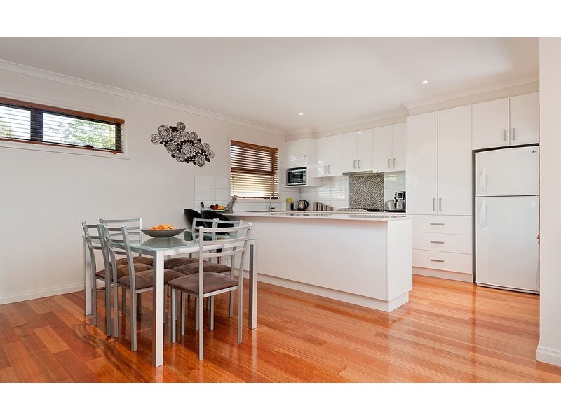 56a Longfellow Avenue, Mooroolbark VIC 3138