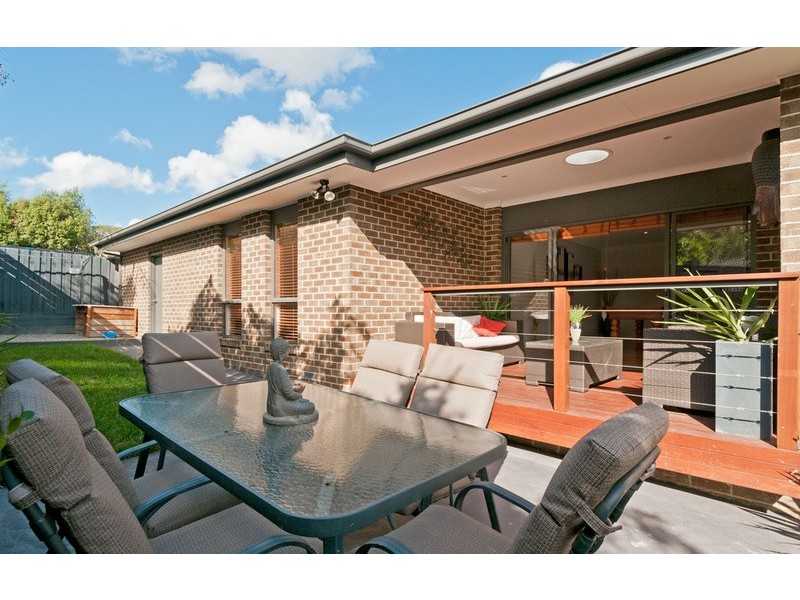 56a Longfellow Avenue, Mooroolbark VIC 3138