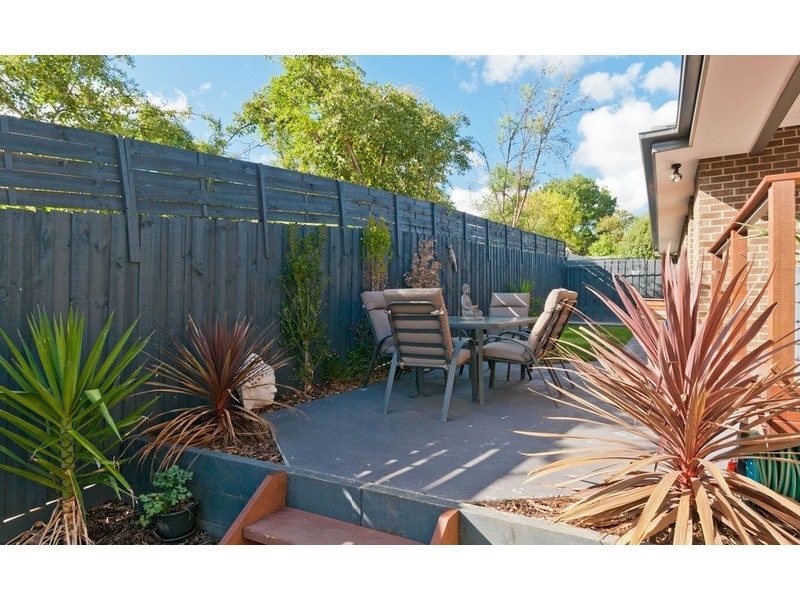 56a Longfellow Avenue, Mooroolbark VIC 3138