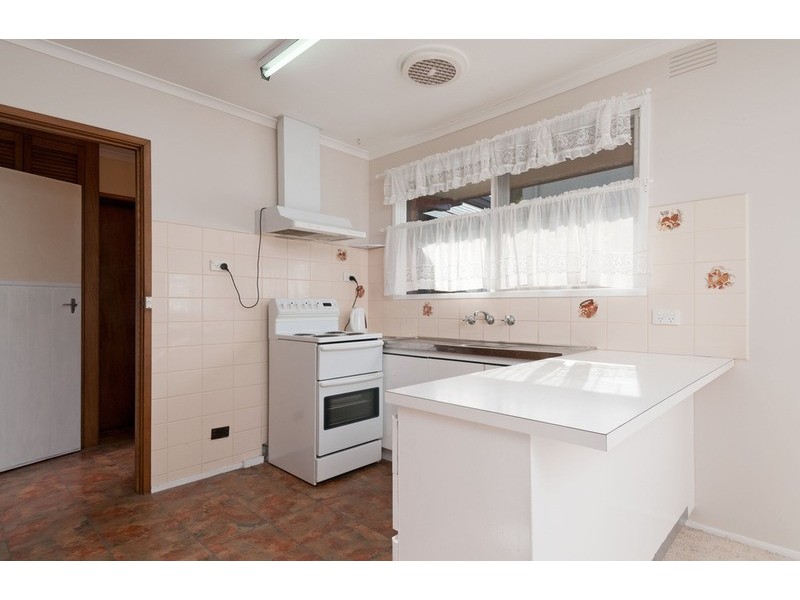 220 Manchester Road, Mooroolbark VIC 3138