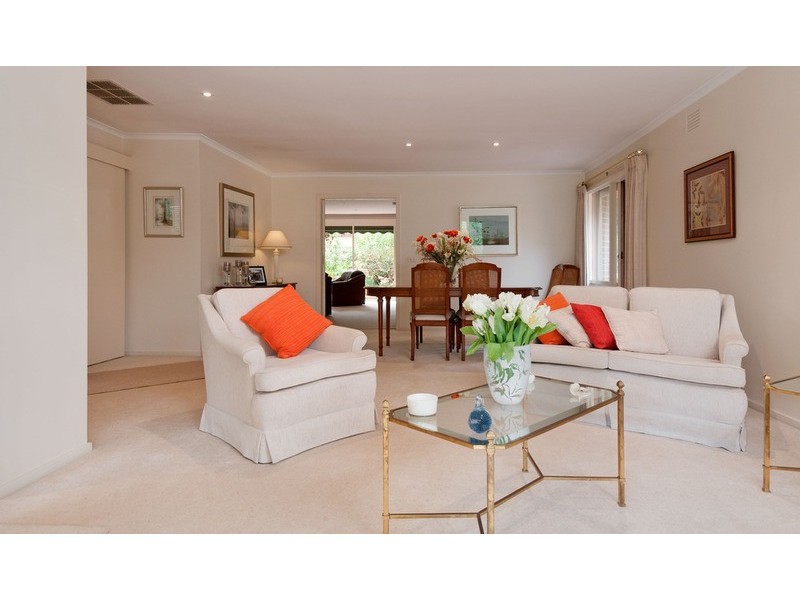 12 Karabeal Court, Montrose VIC 3765