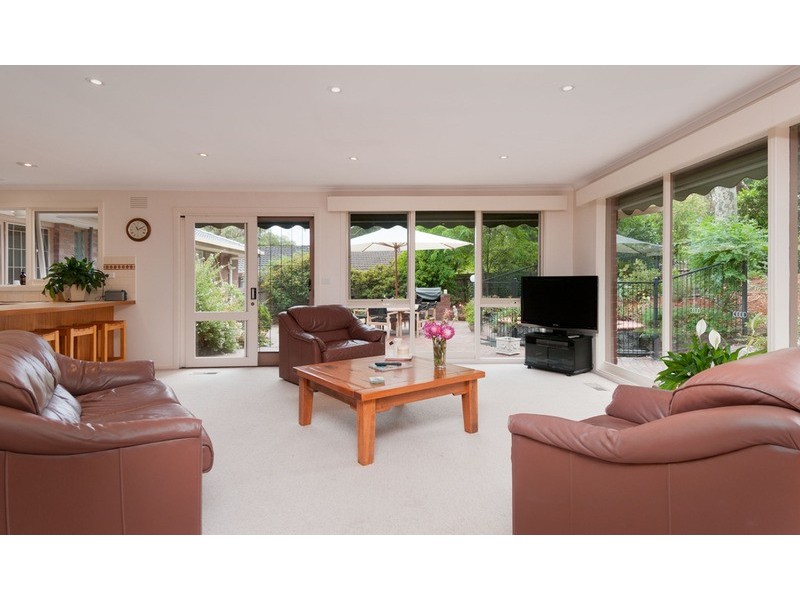 12 Karabeal Court, Montrose VIC 3765