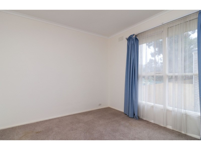 32 Dixon Avenue, Croydon VIC 3136