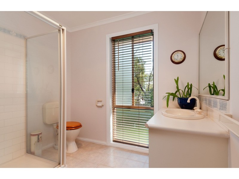 6 Allenby Road, Lilydale VIC 3140