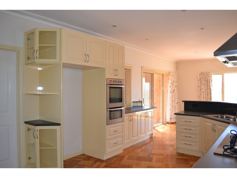 300 Edward Road, Chirnside Park VIC 3116