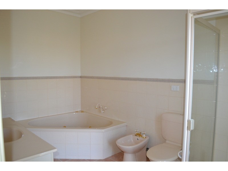 300 Edward Road, Chirnside Park VIC 3116