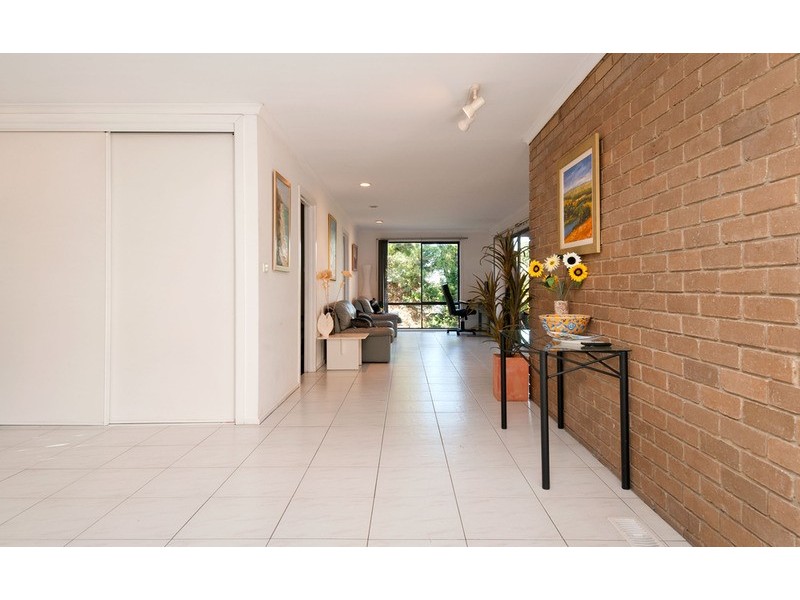 30 Sweetland Road, Mooroolbark VIC 3138