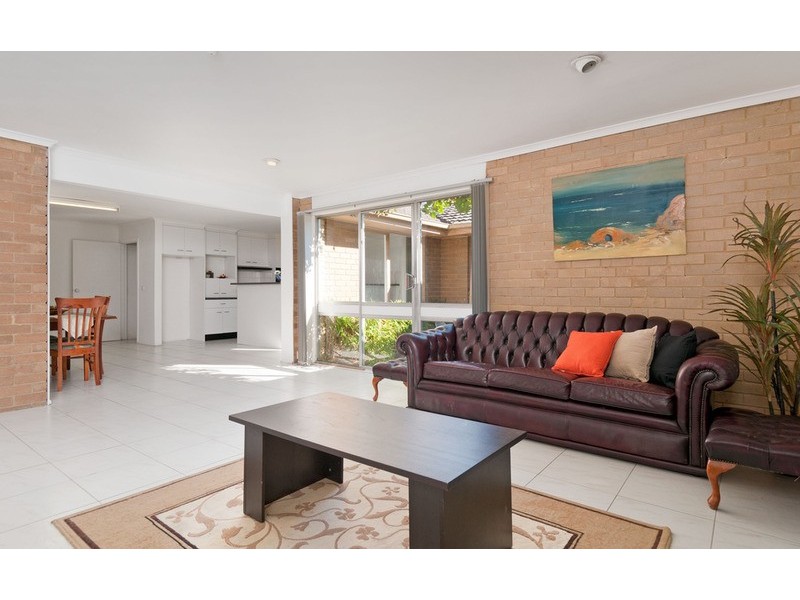 30 Sweetland Road, Mooroolbark VIC 3138