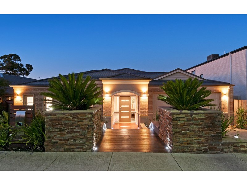 29 Tudor Drive, Mooroolbark VIC 3138