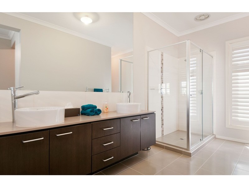 29 Tudor Drive, Mooroolbark VIC 3138