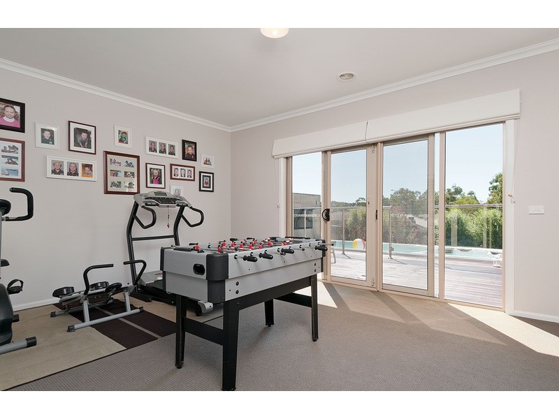 29 Tudor Drive, Mooroolbark VIC 3138