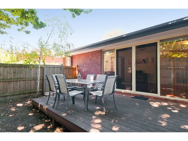 16a Greenville Street, Mooroolbark VIC 3138