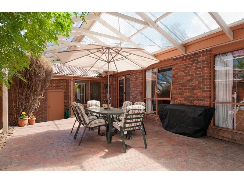 22 Highview Drive, Mooroolbark VIC 3138