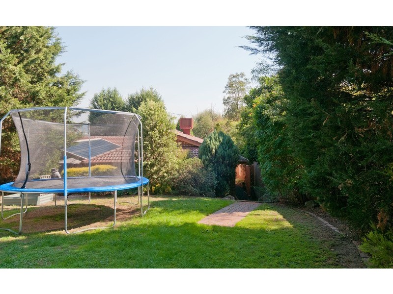 22 Highview Drive, Mooroolbark VIC 3138