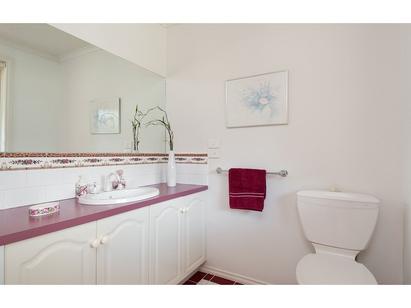 22 Yarraridge Drive, Chirnside Park VIC 3116