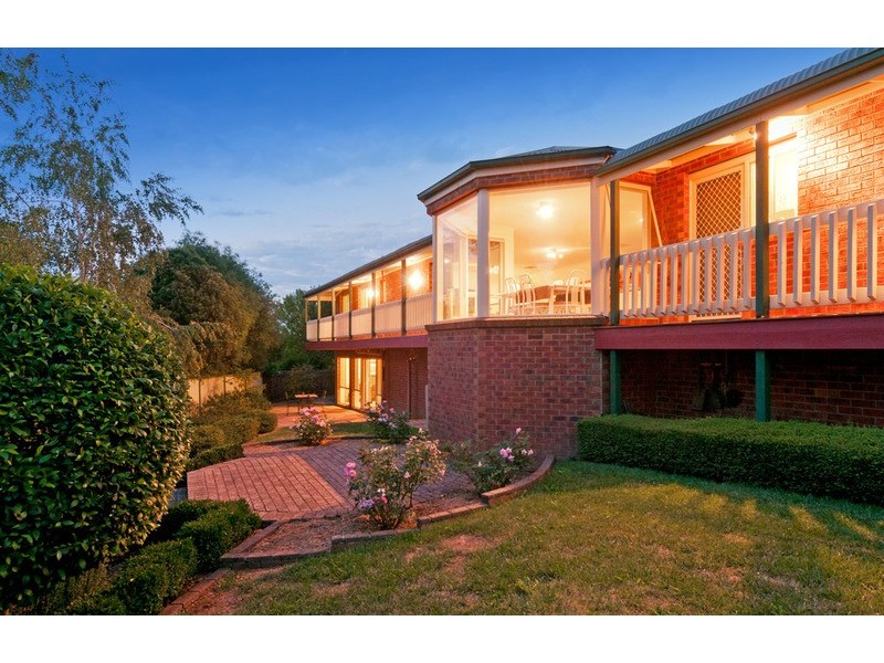 22 Yarraridge Drive, Chirnside Park VIC 3116