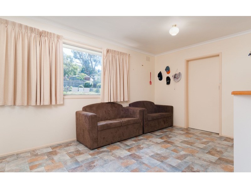 80 Croydondale Drive, Mooroolbark VIC 3138