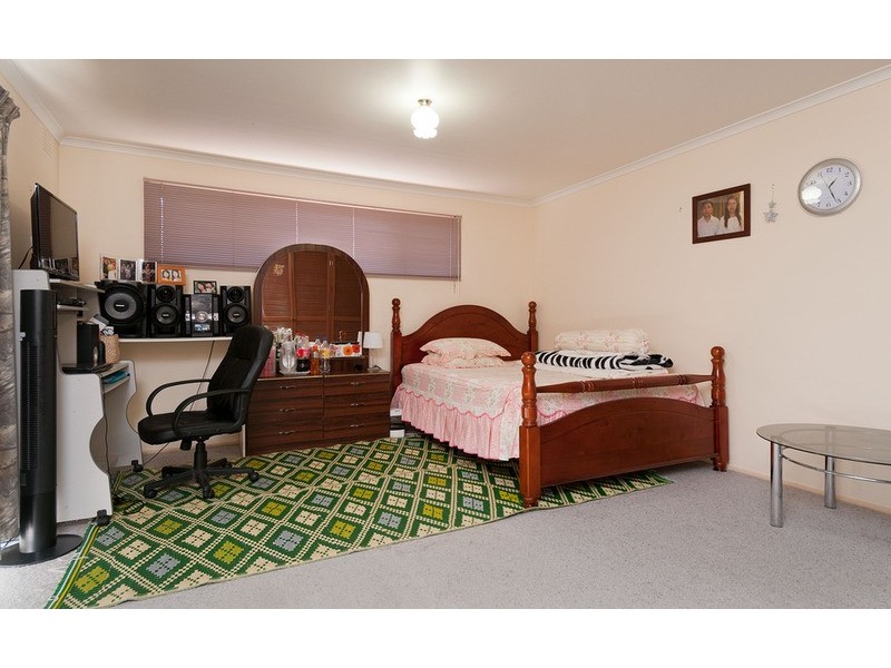 80 Croydondale Drive, Mooroolbark VIC 3138