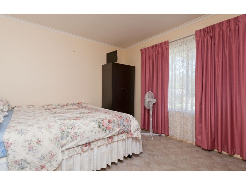 80 Croydondale Drive, Mooroolbark VIC 3138