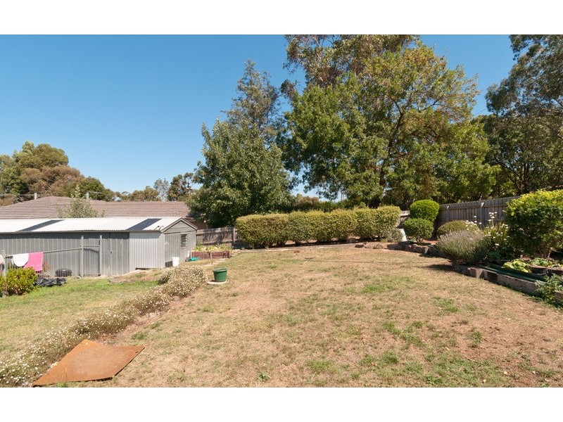 80 Croydondale Drive, Mooroolbark VIC 3138