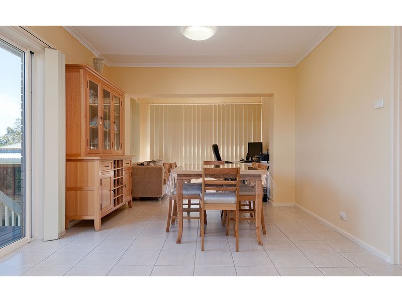 1 Kambora Court, Mooroolbark VIC 3138