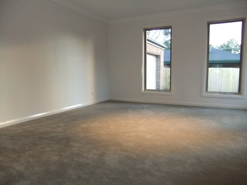 38a Zina Grove, Mooroolbark VIC 3138