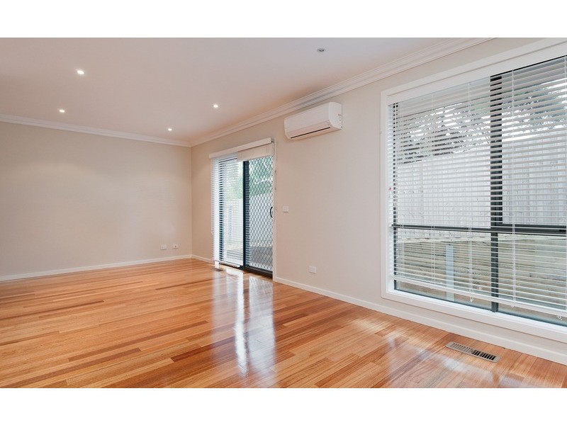 3/7 El Centro, Chirnside Park VIC 3116