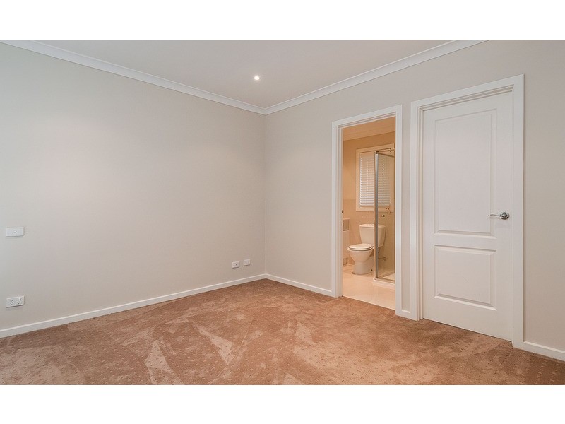 3/7 El Centro, Chirnside Park VIC 3116