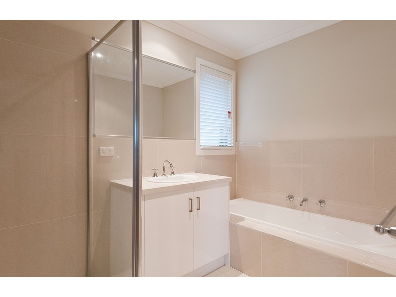 3/7 El Centro, Chirnside Park VIC 3116