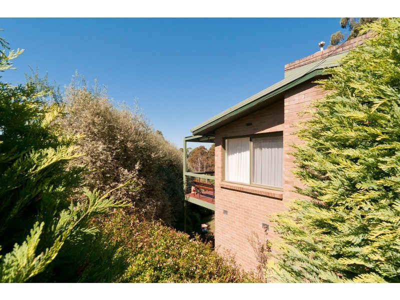 1305 Mt Dandenong Tourist Road, Kalorama VIC 3766