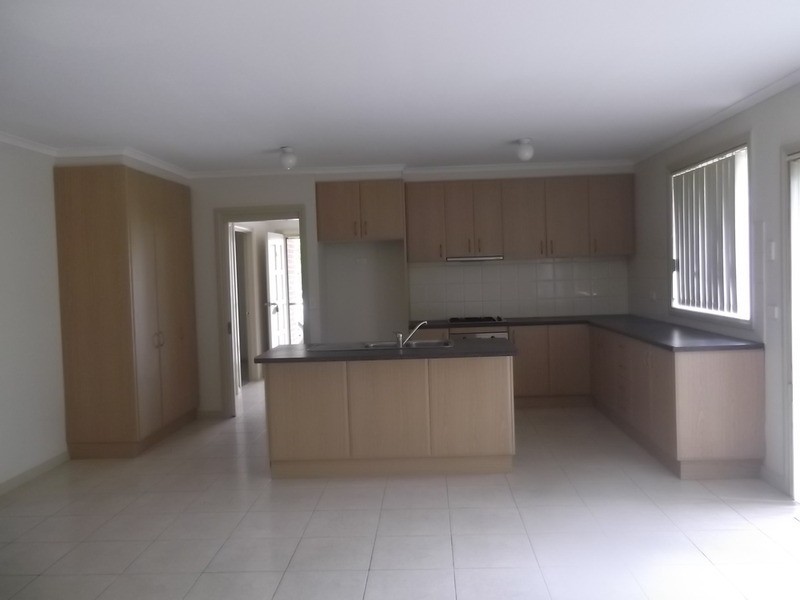 2/12 Victoria  Road, Lilydale VIC 3140