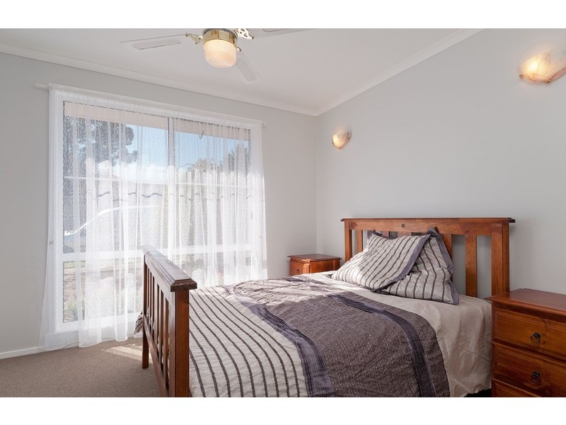 1a Monaro Court, Mooroolbark VIC 3138