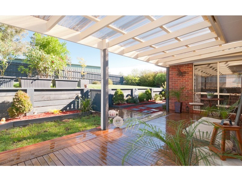 16a Wimbledon Court, Mooroolbark VIC 3138