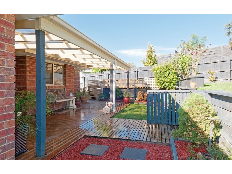 16a Wimbledon Court, Mooroolbark VIC 3138