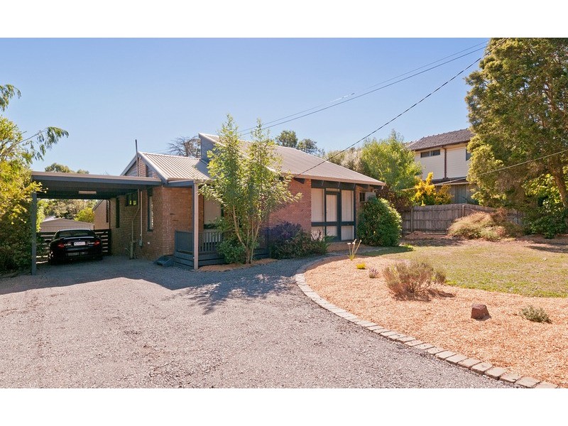 5 Dennis Street, Croydon VIC 3136