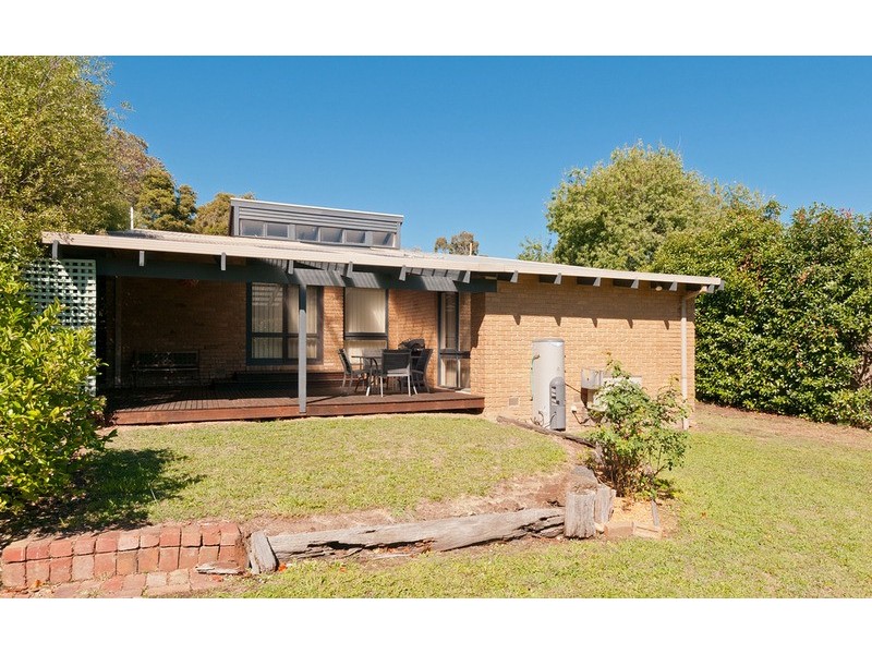 5 Dennis Street, Croydon VIC 3136