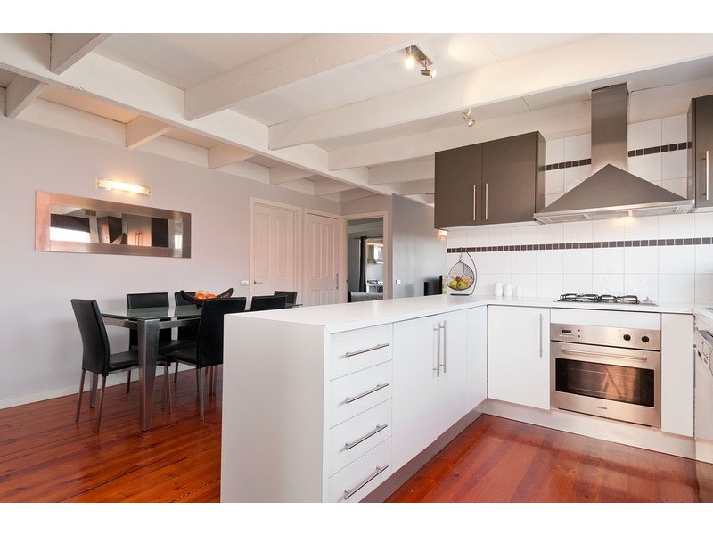 23 Nambour Drive, Mooroolbark VIC 3138