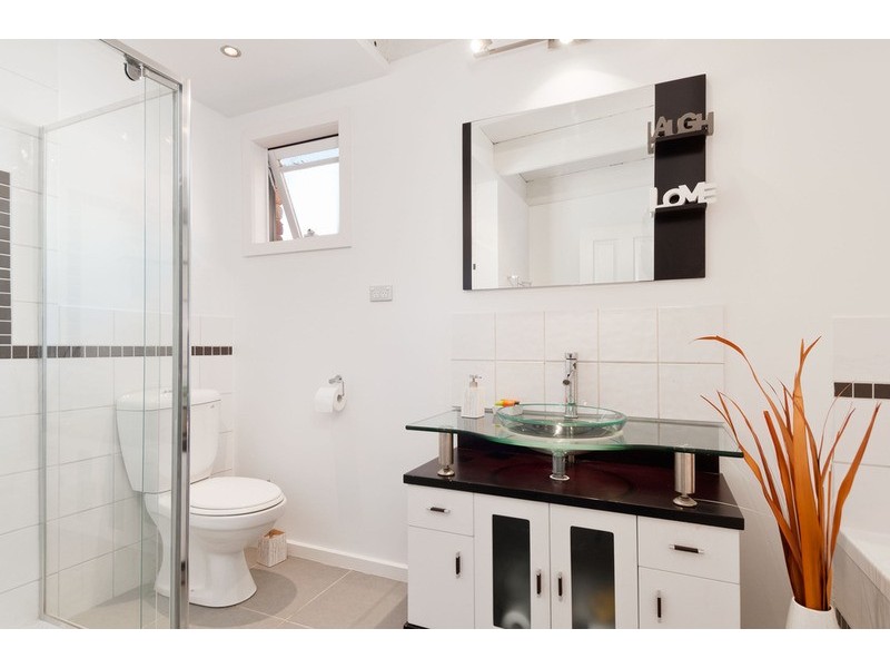 23 Nambour Drive, Mooroolbark VIC 3138